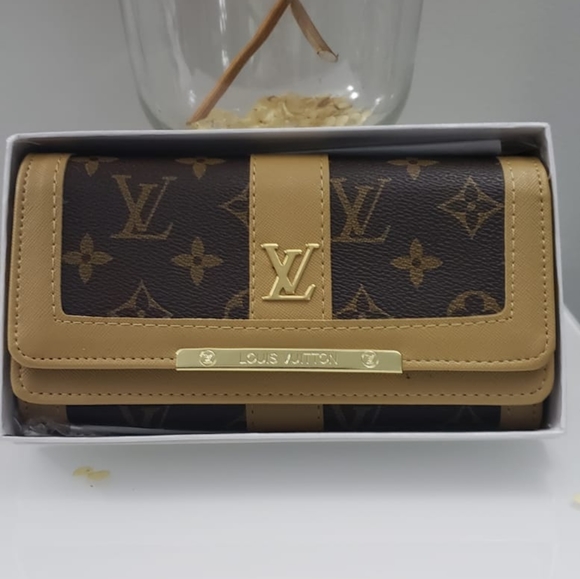 Wallets - Picture 2 of 2